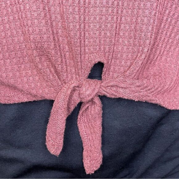 Caution To The Wind Long Sleeve Waffle Design Lightweight Sweater Medium - Picture 5 of 10